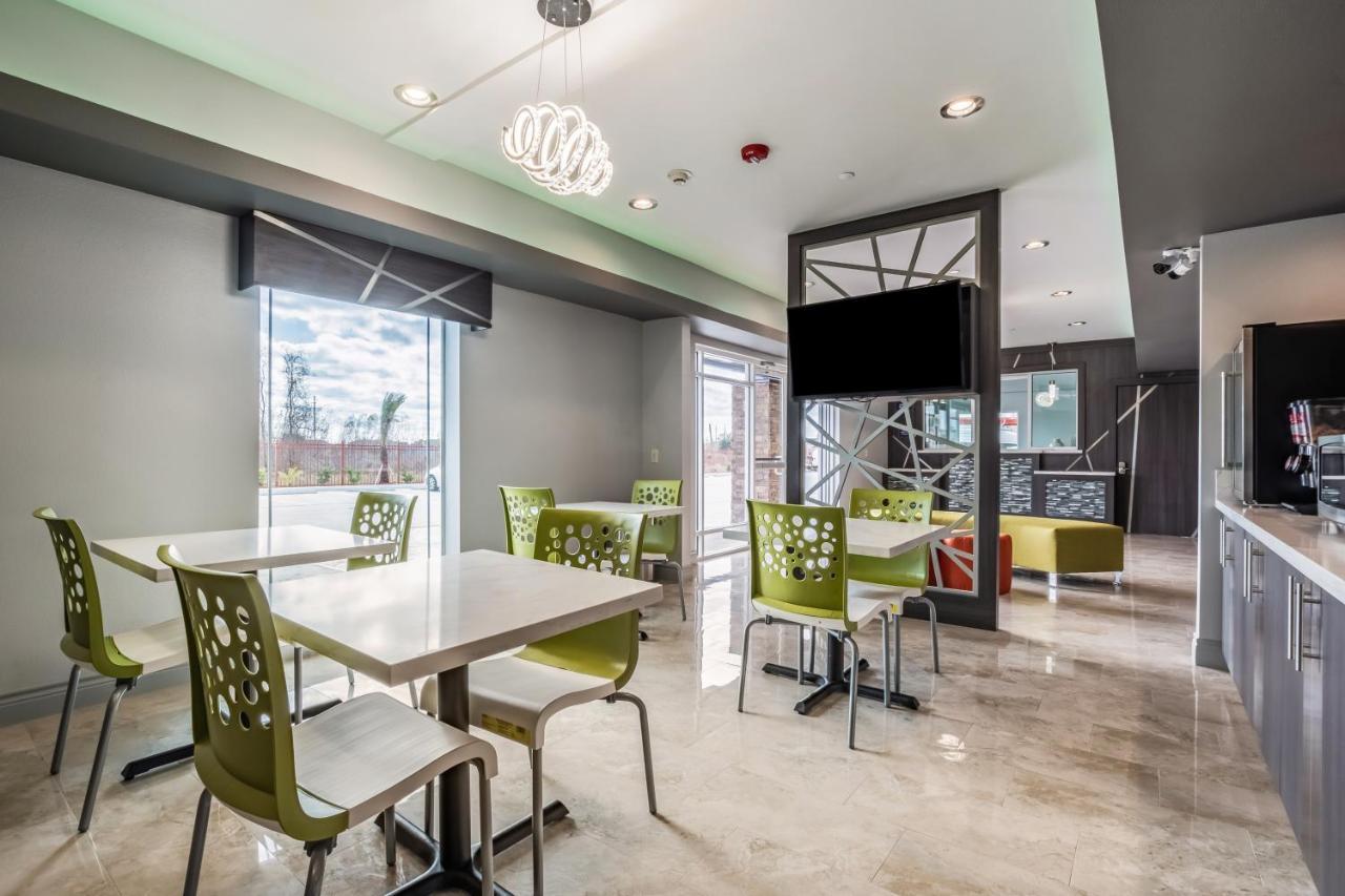 Scottish Inn كاتي المظهر الخارجي الصورة